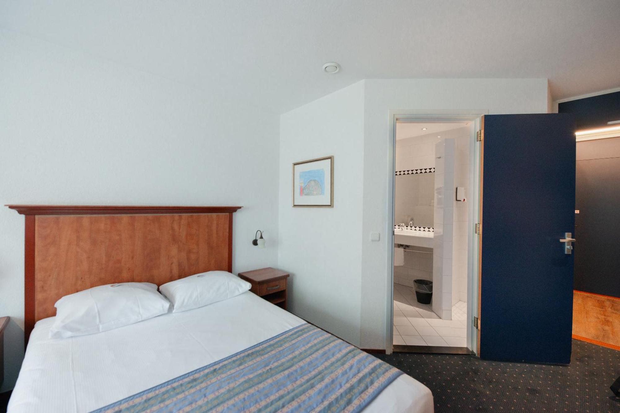 Boutique Herbergh Amsterdam Airport Free Parking Badhoevedorp