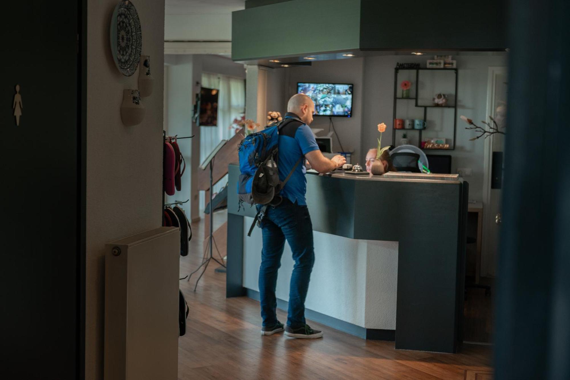 Boutique Herbergh Amsterdam Airport Free Parking Hotel 3*