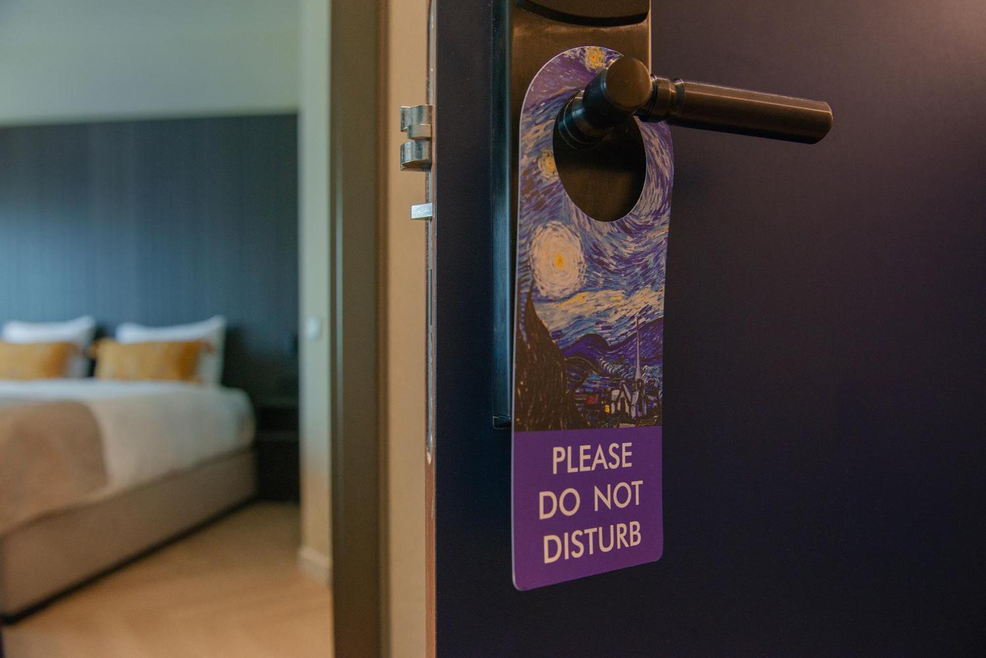 Boutique Herbergh Amsterdam Airport Free Parking Hotel 3*